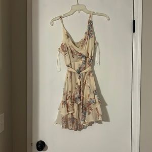 Altar’d state mini floral dress never worn